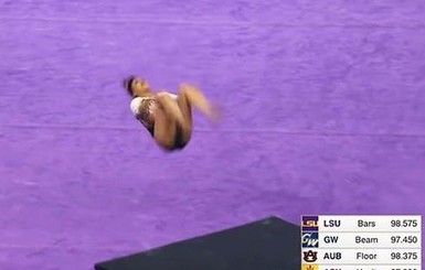 Американская гимнастка после перелома ног уйдет в авиацию