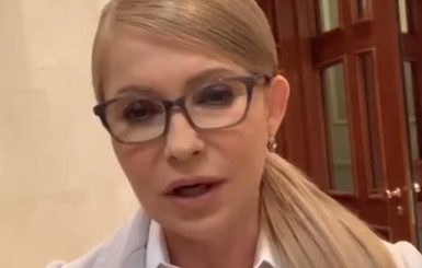 Тимошенко посоветовала Порошенко не становиться частью чужого шоу, а Зеленскому - не устраивать его