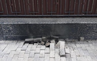 Взрыв у посольства РФ в Киеве: полиция рассказала подробности