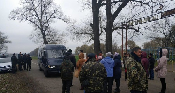 Под Киевом пытались захватить аграрный кооператив. Полиция всех арестовала