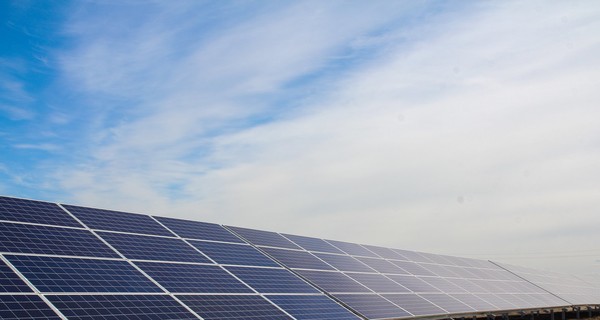 В Днепровской области открыли крупнейшую солнечную электростанцию Украины