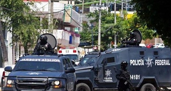 В Мексике группа людей расстреляла посетителей бара на семейном празднике