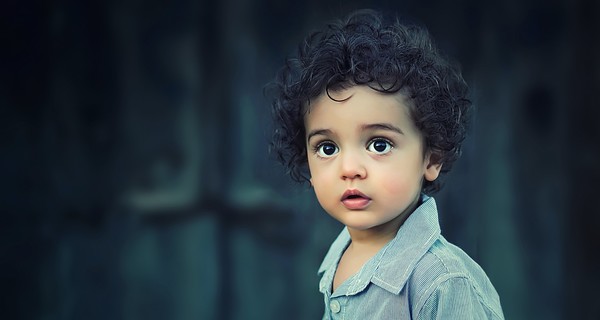 В Грузии украинка пыталась продать 10 малолетних детей