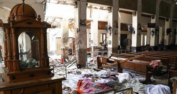 Теракт на Шри-Ланке: погибли 290 человек, задержаны 24 подозреваемых