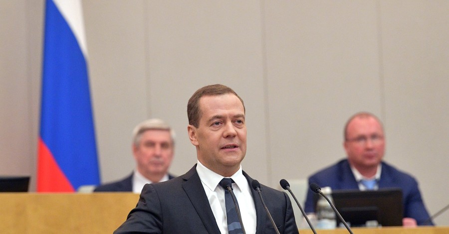 Дмитрий Медведев прокомментировал победу Владимира Зеленского