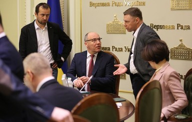 В Раде обсудили Зеленского: Тимошенко увидела шанс, а Геращенко уходит в оппозицию