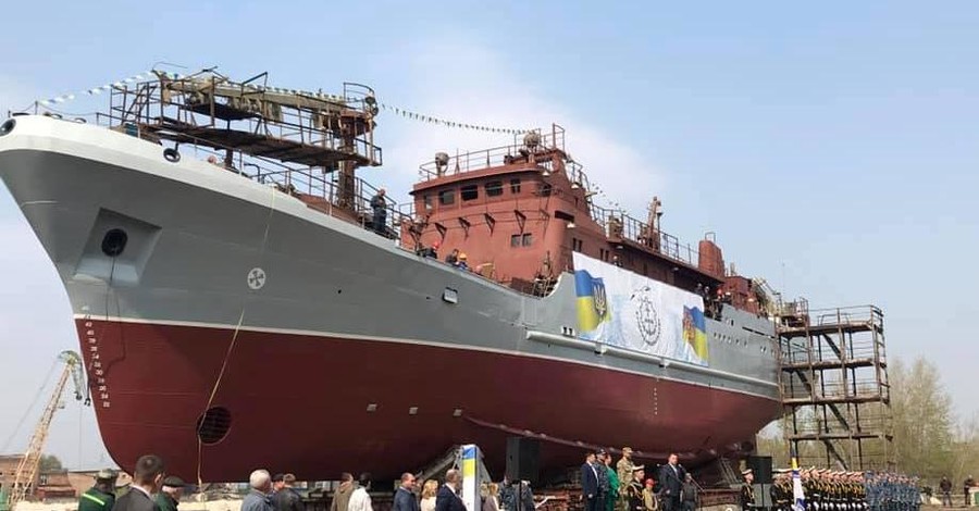 В Киеве спустили на воду самый большой военный корабль за последние 17 лет
