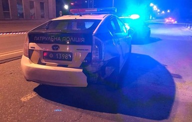 Киевлянина арестовали за угон патрульного автомобиля и ДТП с женщиной-копом