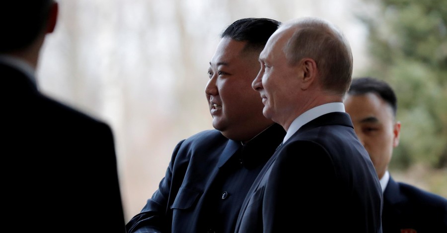 В России встретились Владимир Путин и Ким Чен Ын