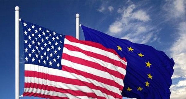 ЕС раскритиковал США за выход из Международного договора о торговле оружием