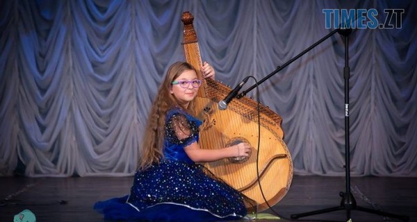 9-летнюю школьницу признали самым молодым композитором Украины
