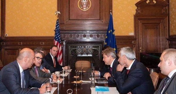 Представители Зеленского посоветовались с США о газе и энергетике