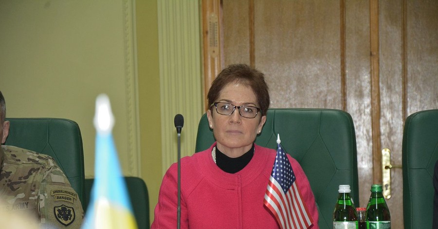 Что стоит за отставкой посла США в Украине Мари Йованович
