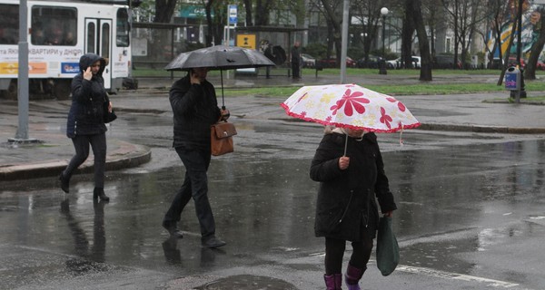 Синоптики пообещали в День Победы циклон, заморозки и 