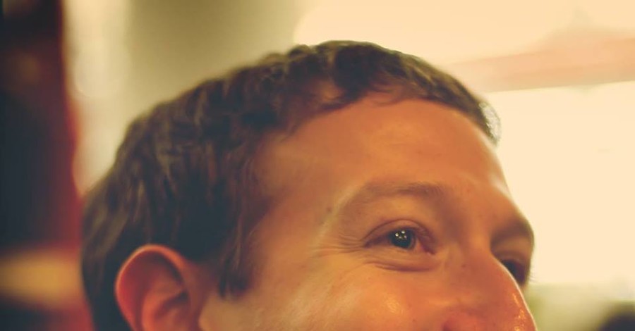 ТОП-10 цитат основателя Фейсбук Марка Цукерберга