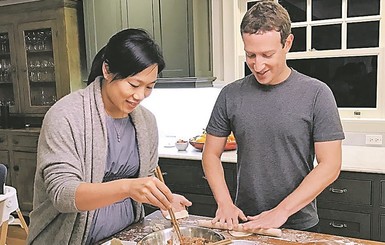 Марк Цукерберг: Сколько времени у меня ушло на создание Фейсбука? Да буквально неделя!