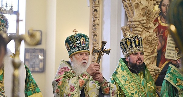 В Администрации Порошенко пообещали не вмешиваться в церковный скандал