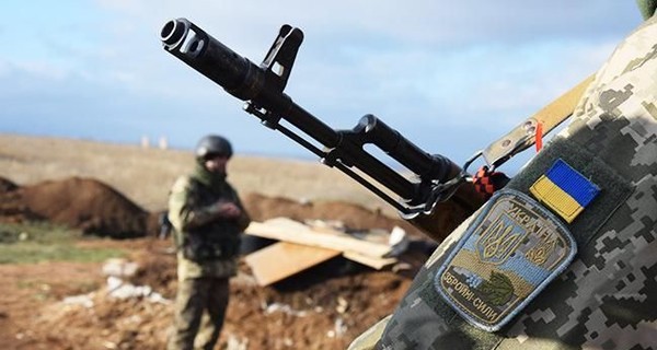 На Донбассе обострение, ВСУ ответным огнем сбили беспилотник
