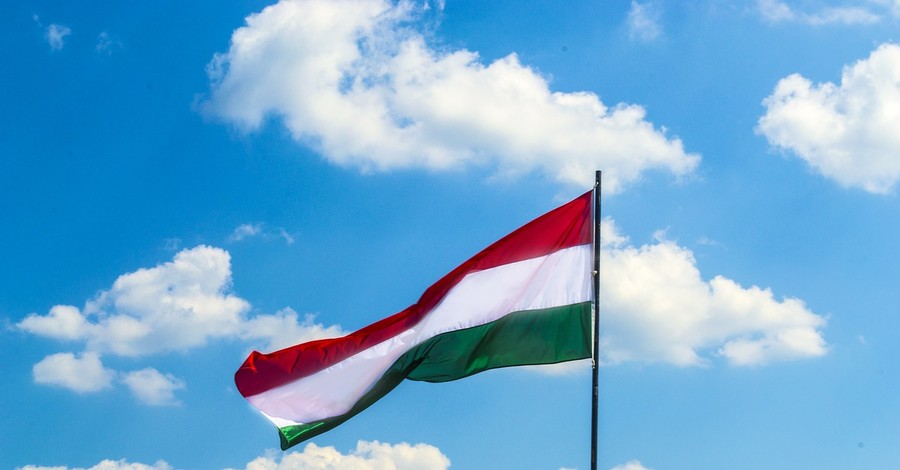 Венгрия надеется на улучшение отношений с Украиной при Зеленском