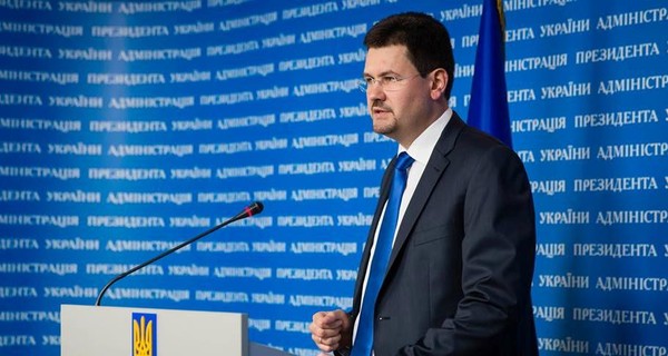 Порошенко уволил своего пресс-секретаря, Ирину Геращенко и Юрия Бирюкова