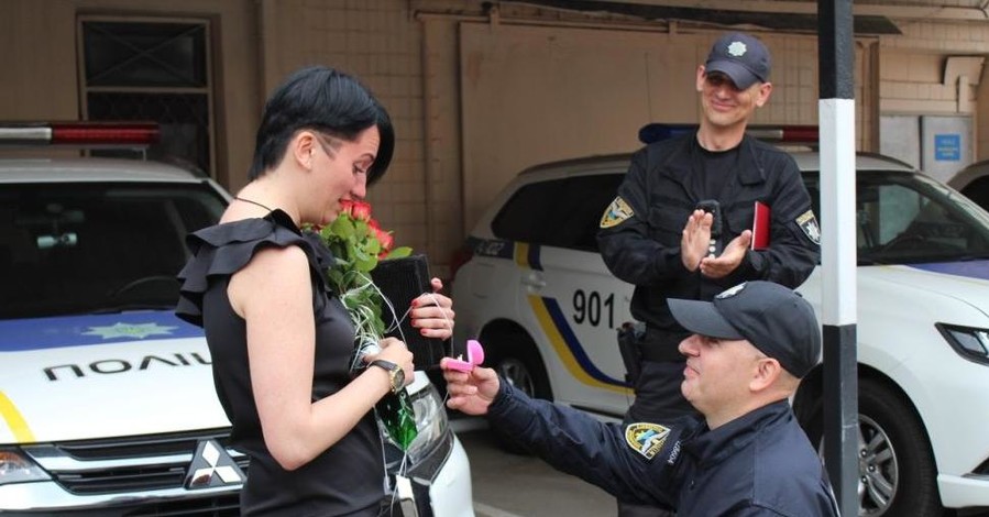 Одесский спецназовец организовал задержание любимой, чтобы сделать ей предложение
