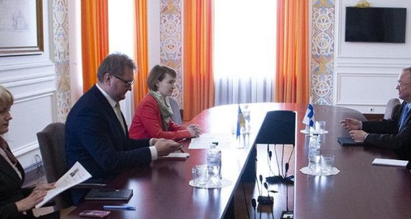 Посол Финляндии больше не будет работать в Украине