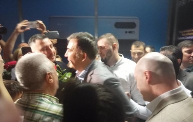 Саакашвили вернулся в Украину