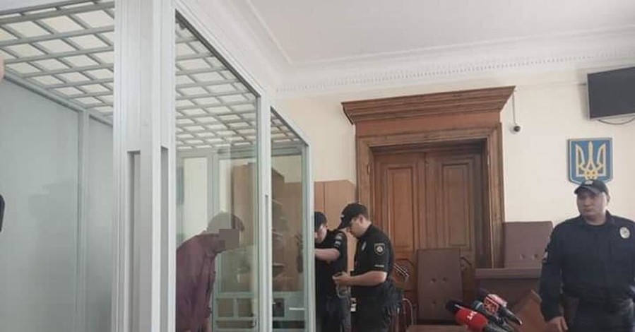 В Житомире суд арестовал родителей, сжегших пятилетнюю дочку