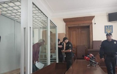 В Житомире суд арестовал родителей, сжегших пятилетнюю дочку