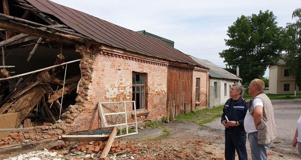 Гройсман: Кабмин готов помочь пострадавшим от непогоды в Украине 