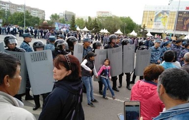 Выборы в Казахстане: задержаны более 500 протестующих