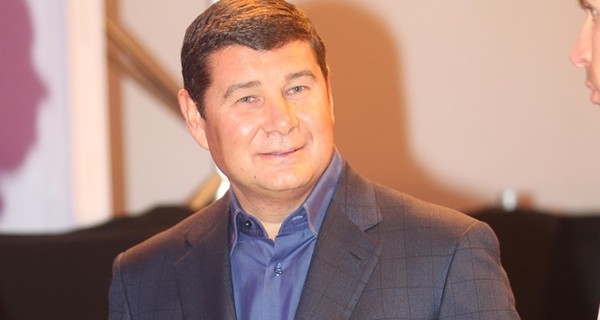 Онищенко пошел на выборы в Раду