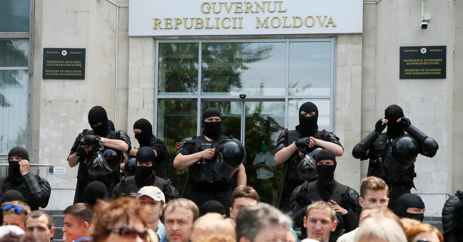 Чем опасен кризис в Молдове для Украины