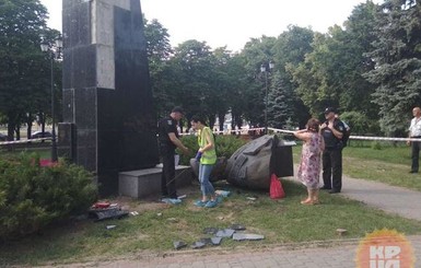 Из-за сноса бюста Жукова в Харькове провели обыски