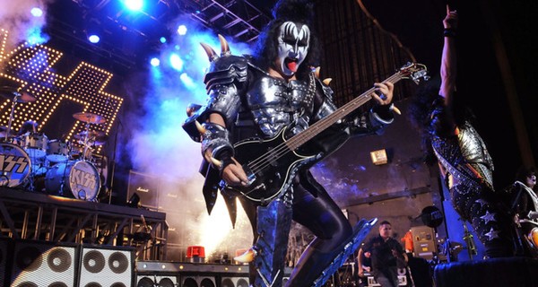 С группой KISS в Киеве можно встретиться за 130 тысяч гривен