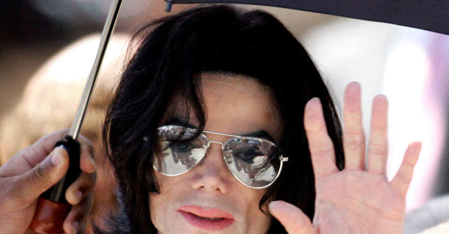 Майкл Джексон инсценировал смерть? Почему поп-звезду похоронили в бетонной капсуле