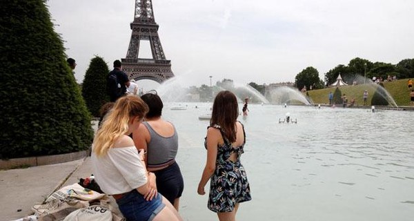 От жары в Европе скончались восемь человек