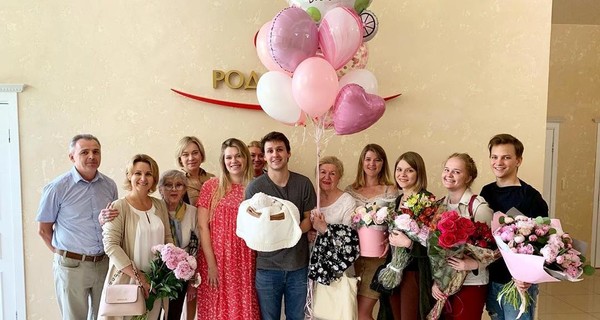 Алиса Фрейндлих впервые стала прабабушкой