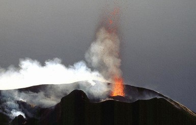 В Италии проснулся вулкан Стромболи и погубил туриста