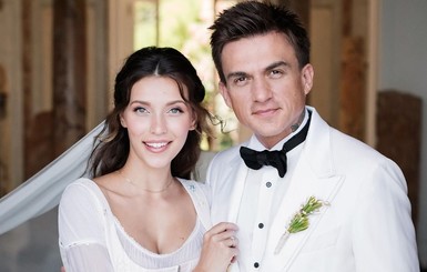 Свадебное платье для Регины Тодоренко шили меньше месяца