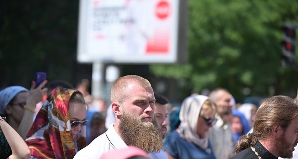 Зе!Кандидат Артем Дмитрук принял участие в Крестном ходе