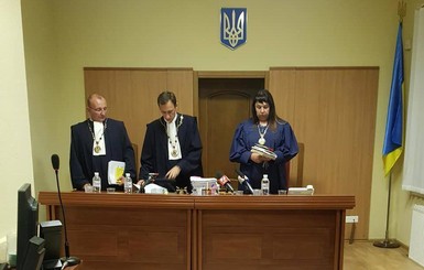 Кузьмин официально восстановлен как кандидат в народные депутаты 