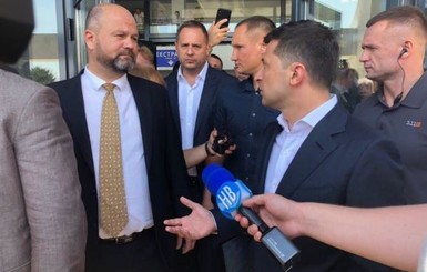Зеленский в Николаеве снова показал эмоции и попросил и.о. губернатора уволиться