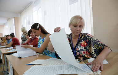 В Тернополе мужчина отказался голосовать – его не приняли в кандидаты