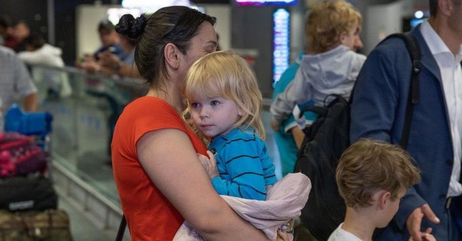 Мать десятерых детей из Украины снова задержали. Теперь - в Азербайджане