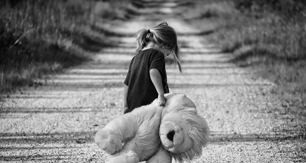 Нацполиция: в Днепропетровской области пенсионер изнасиловал внучку супруги