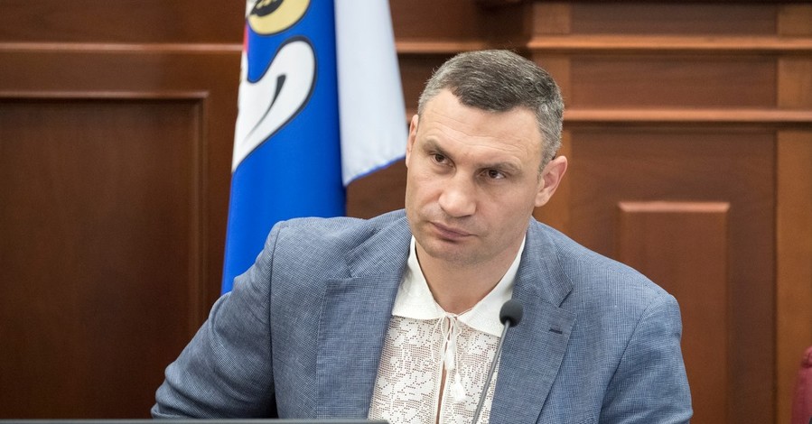 Офис президента попросил правительство рассмотреть отставку Виталия Кличко