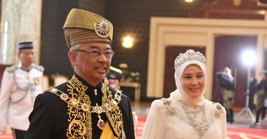 В Малайзии новый король принес присягу в свой юбилей