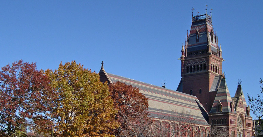 Гарвардский университет возглавил список ВУЗов с самым большим количеством сверхбогатых выпускников