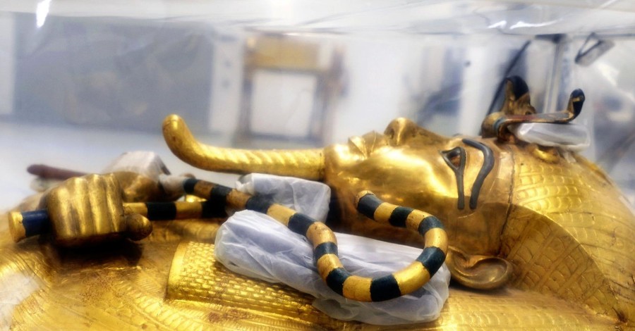 В Египте начали реставрацию саркофага Тутанхамона